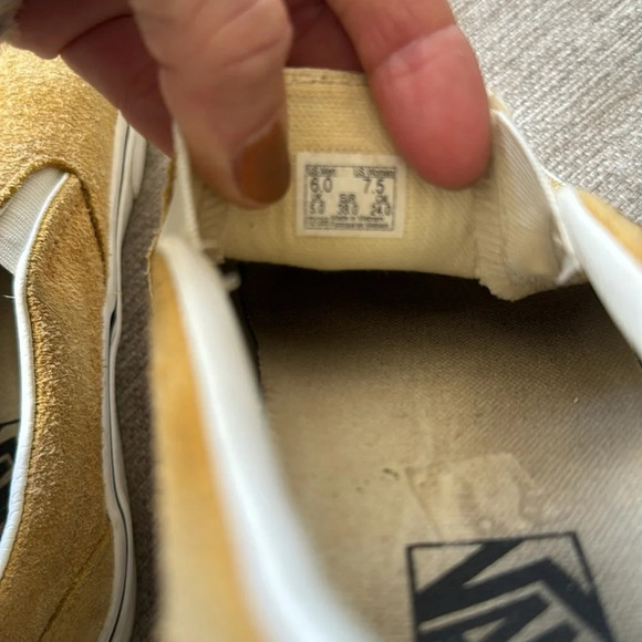 Vans Slip-On suede in yellow size women’s 7.5 - Picture 5 of 9